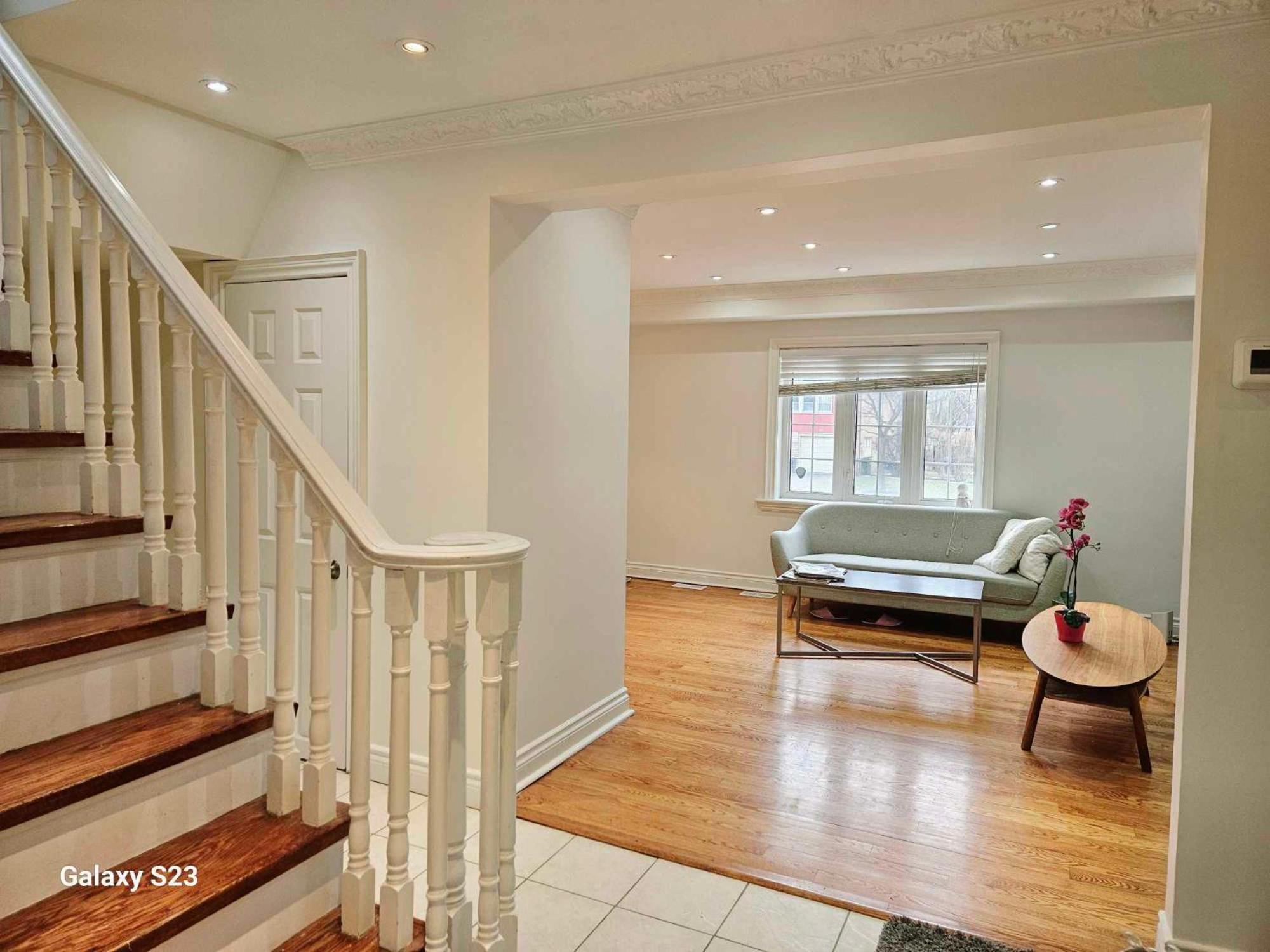Beautiful Room At Yonge And Sheppard And North York Centre Toronto Exterior photo